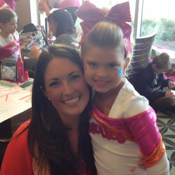 Meet your Posher, Meagan - Picture 1 of 1